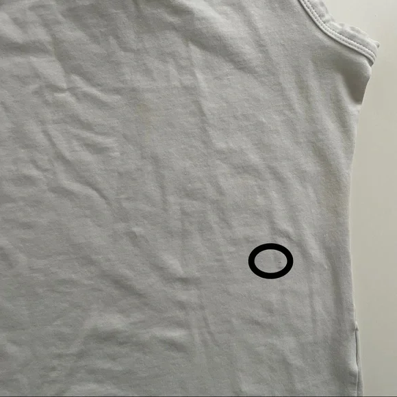 H&M Tank Top - Picture 2 of 3